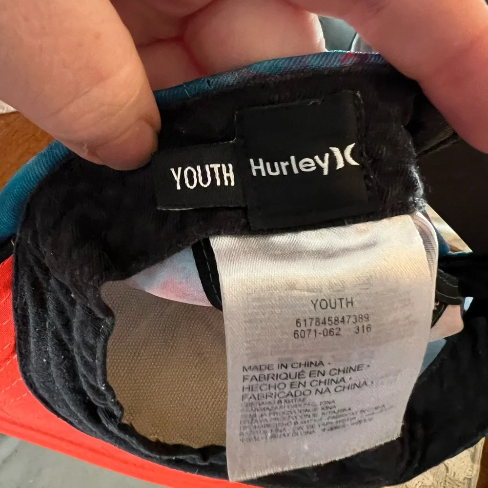 HURLEY Classic Adjustable Streetwear Hat Flat Brim Blue Pink Galaxy Print‎ Youth